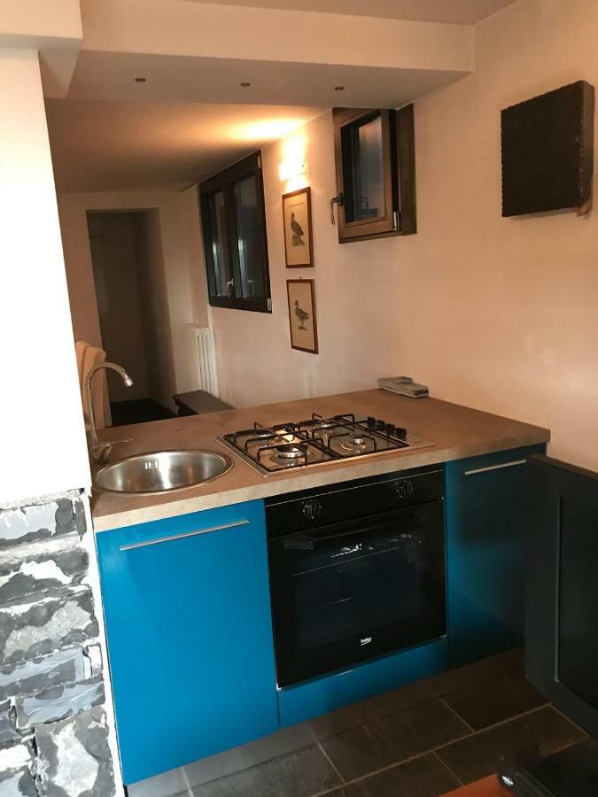 With Private Pool And Garden At Hills Apartment Como