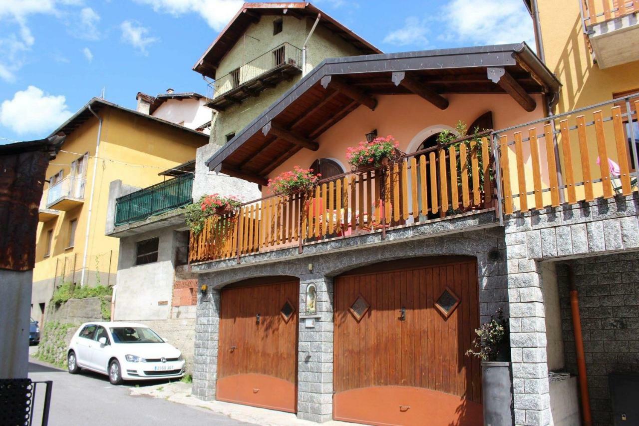 Con Piscina Holiday home Garzeno