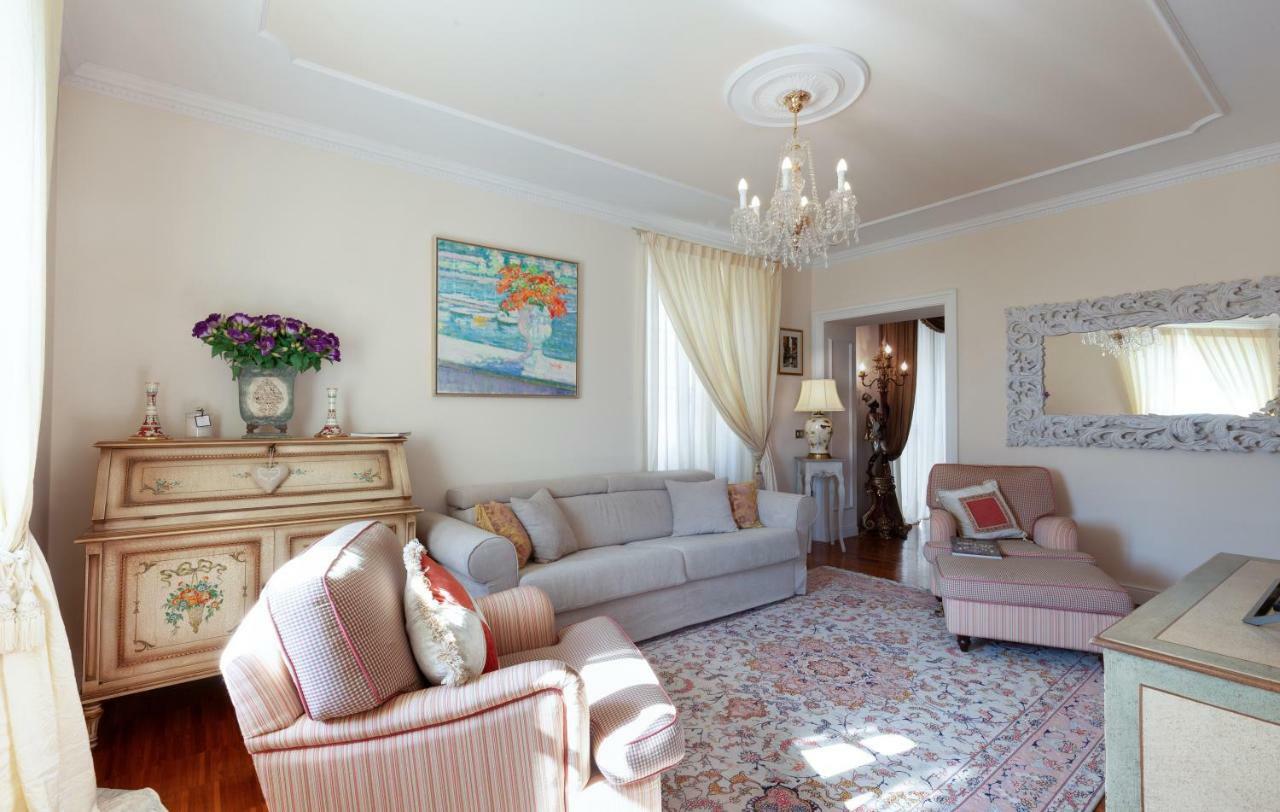La Dolce Villa Oliveto Lario