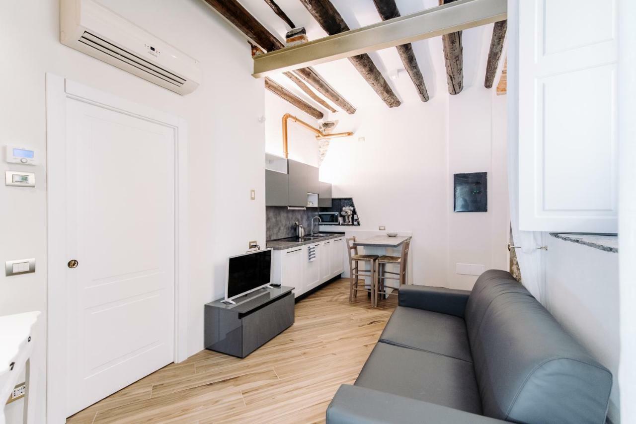 Antica Roma - The House Of Travelers Apartment *