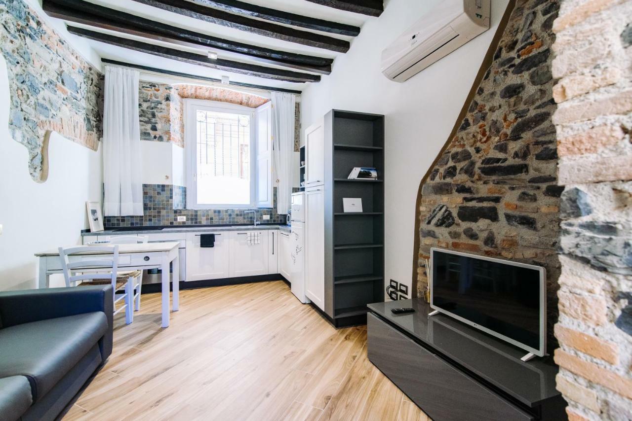 Apartment Antica Roma - The House Of Travelers