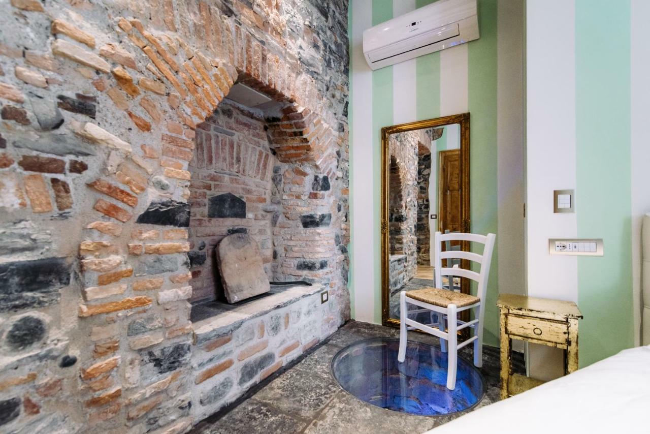 Antica Roma - The House Of Travelers