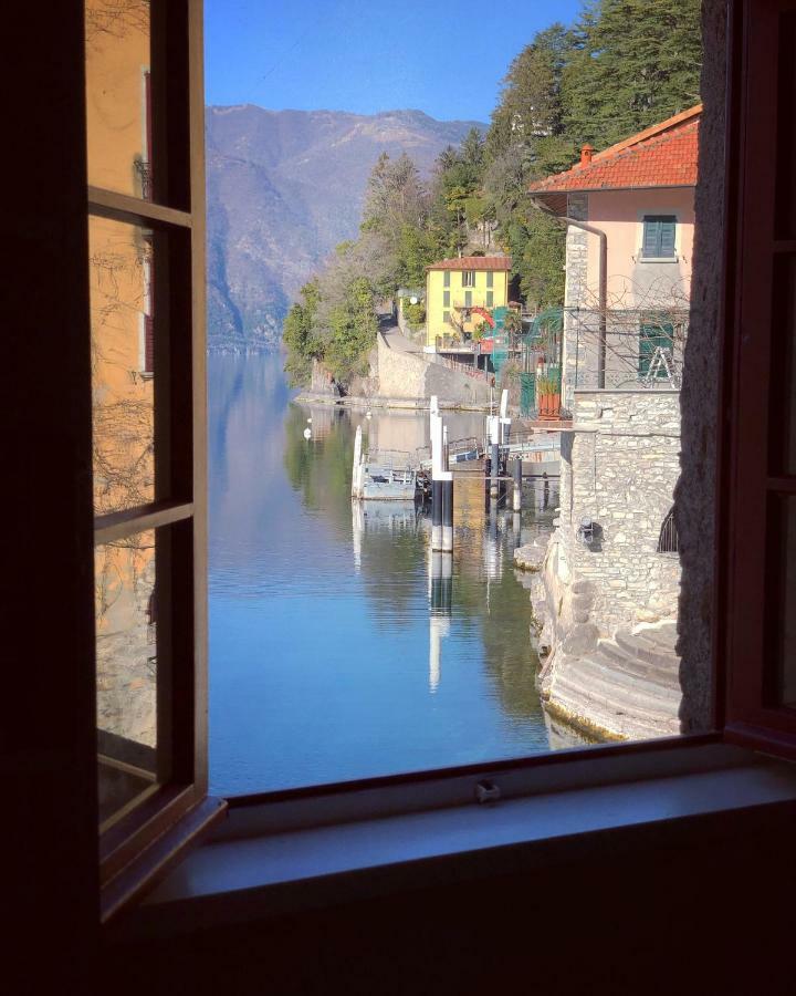 La Fenetre Rouge, Sul Ponte Della Civera Nesso