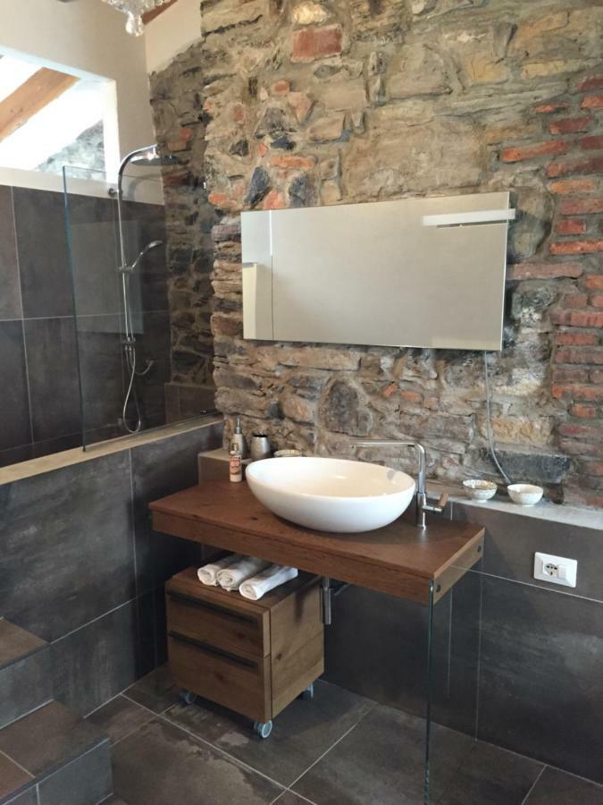 Samgiuvino Holiday home *