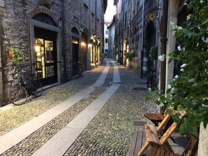 Antica Corte, Bilocale Nel Centro Storico Di Appartamento *