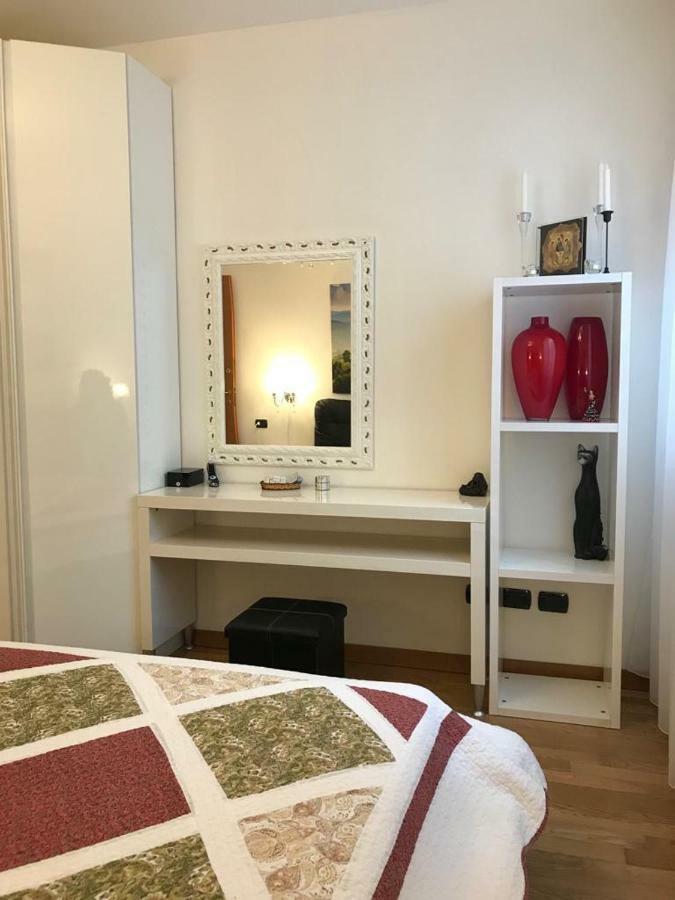 With Garden And Terrace Beautiful View Apartment Bellano