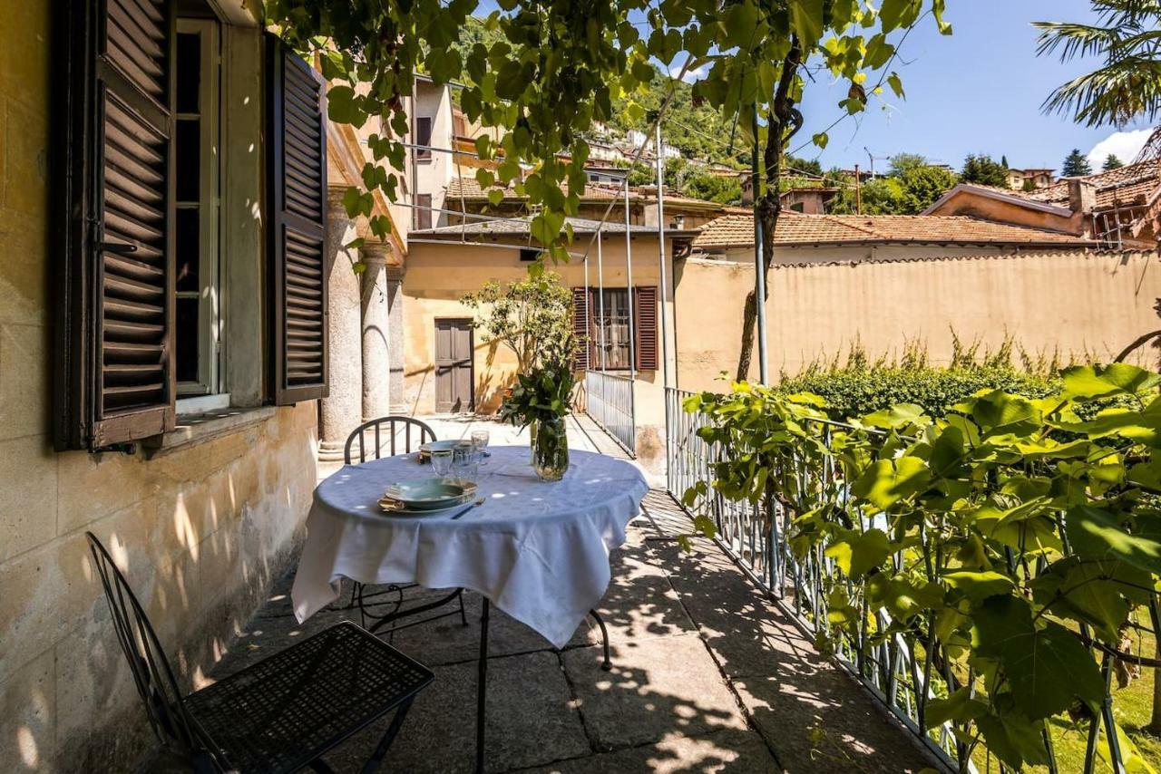 Splendida Vista Casa Via Curie Apartment *