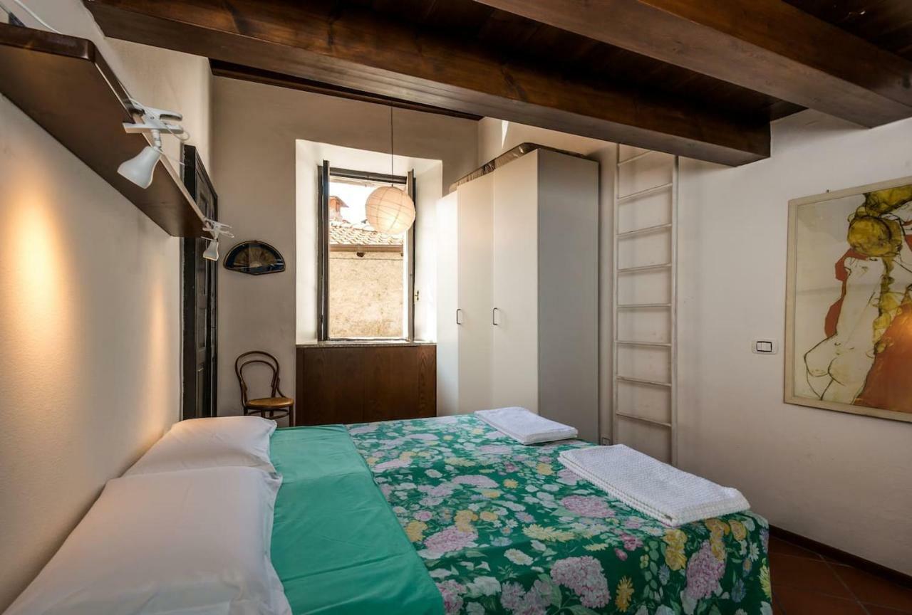 Splendida Vista Casa Via Curie Apartment