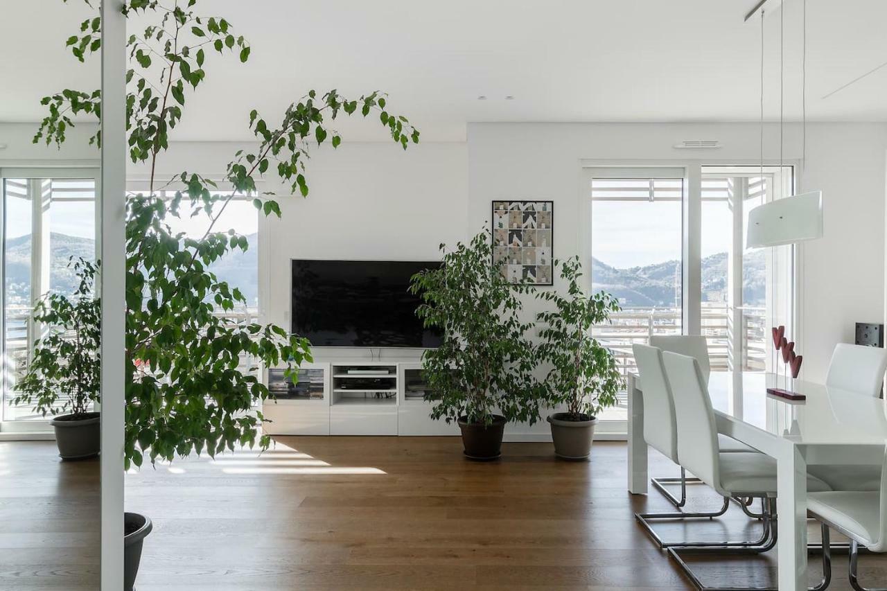 Apartment Luxury Lake View & *