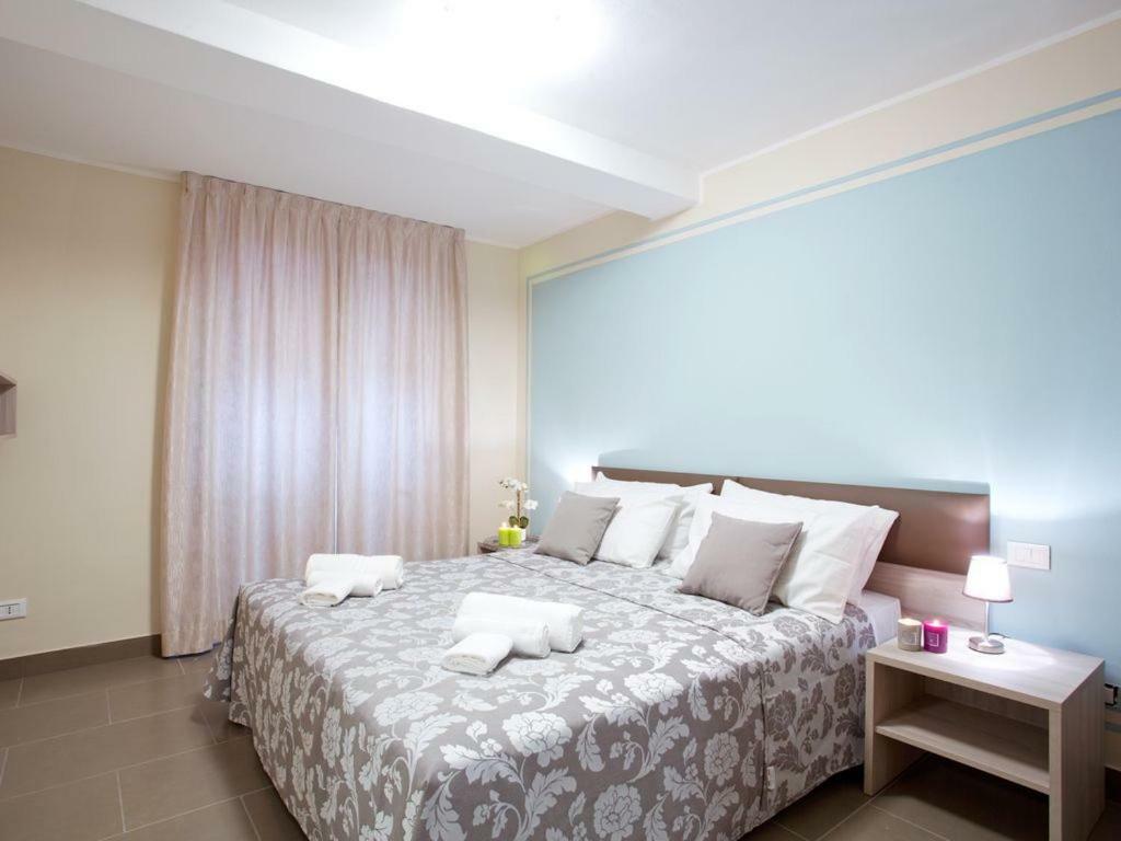 No 4-sleeps 10 By Italian Apartment Sala Comacina