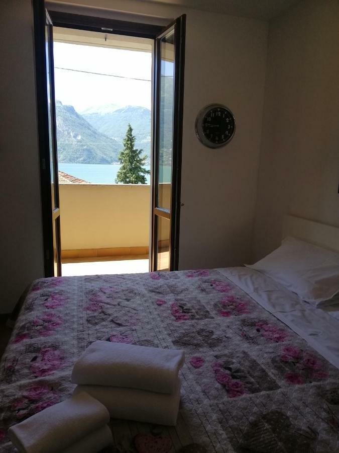 Apartment Regina Lake Como