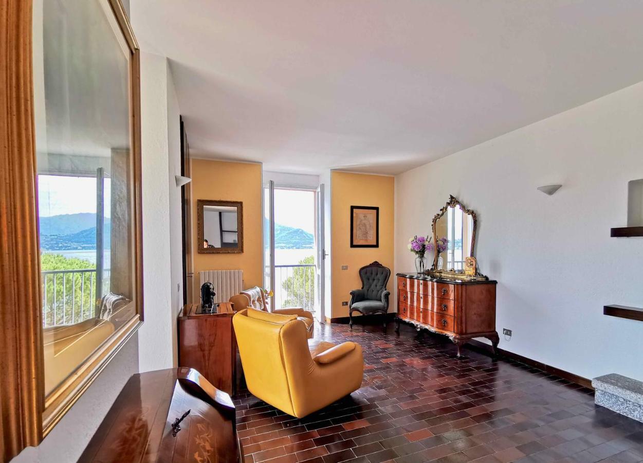 The Postcard By Design Varenna