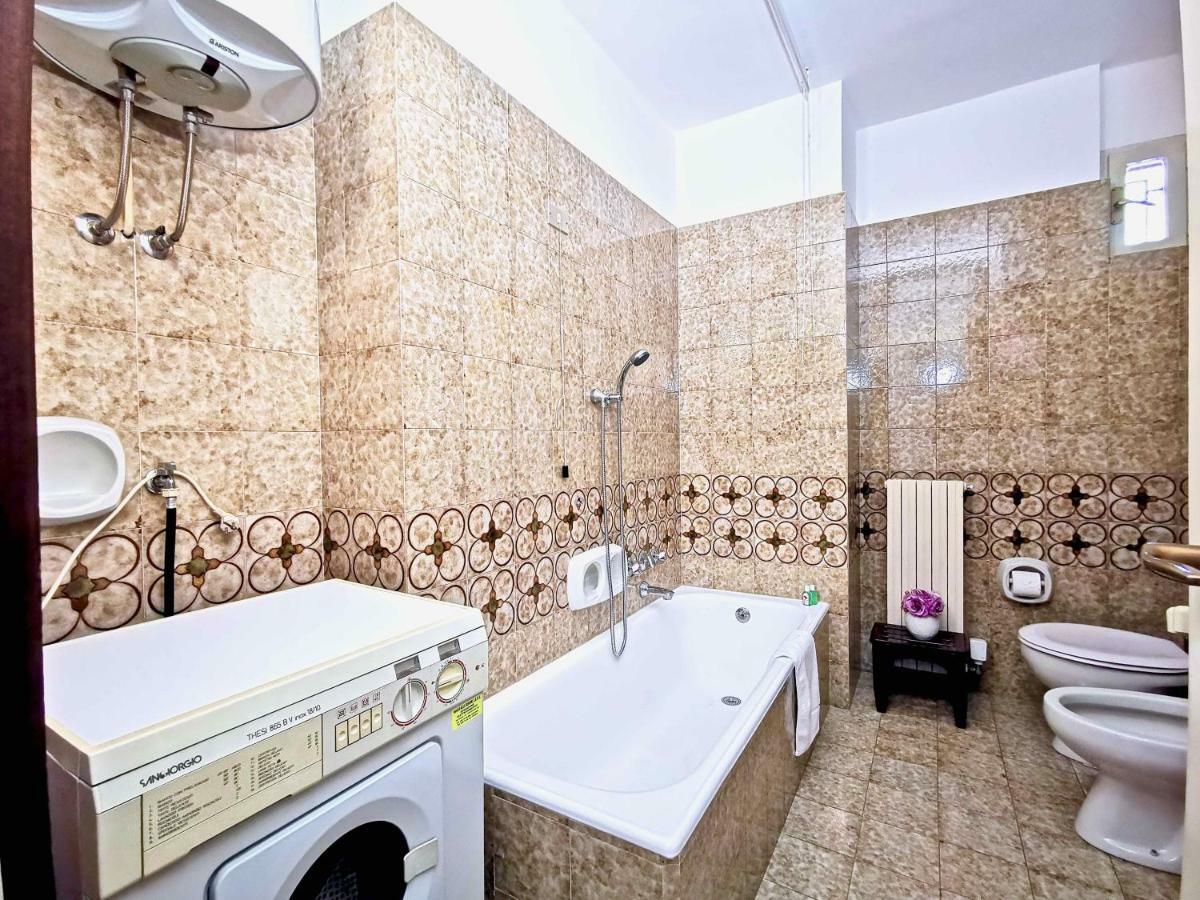 The Postcard By Design Apartment *