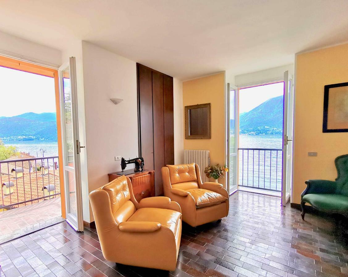 The Postcard By Design * Varenna