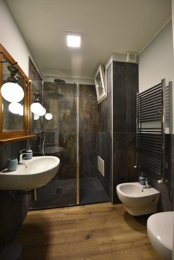 H Apartments *