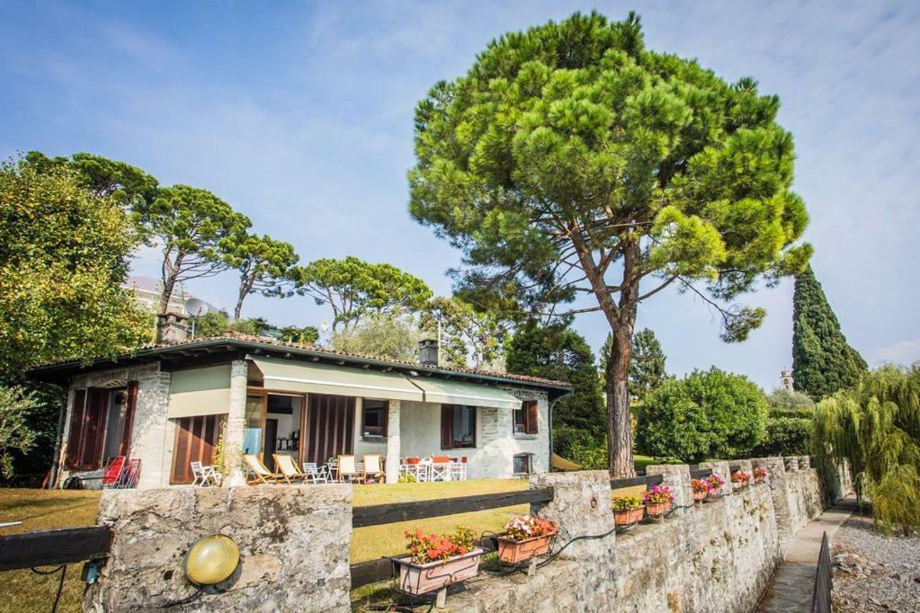 Villa Ossuccio Private Pool On The Lake-by Italian