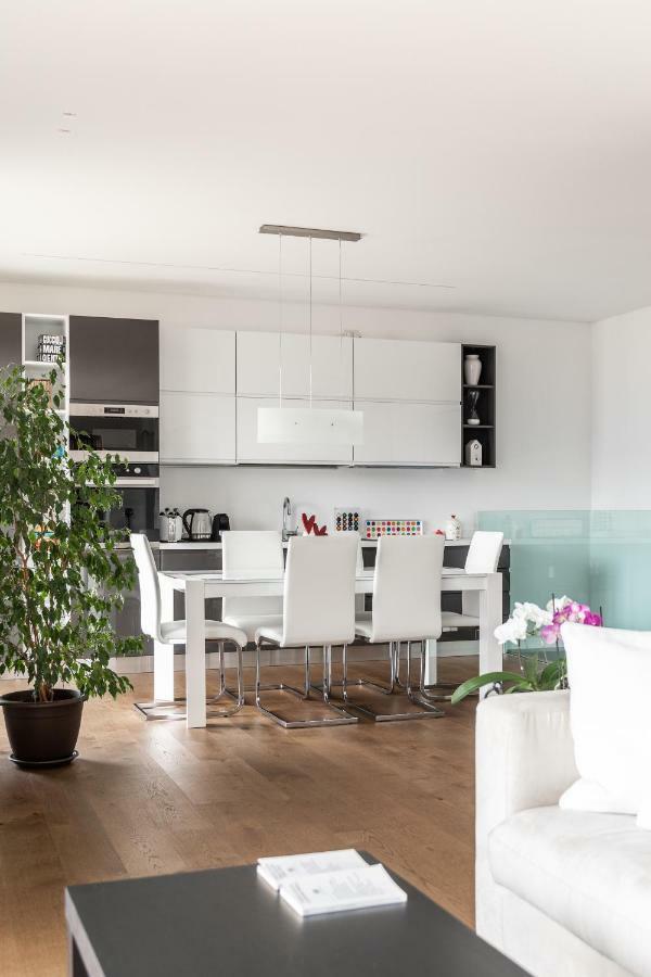 Luxury Lake View & * Como