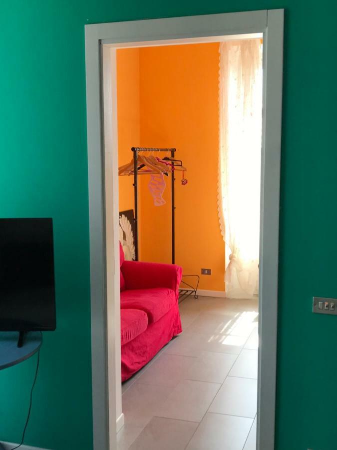 Sparkling Art Apartment