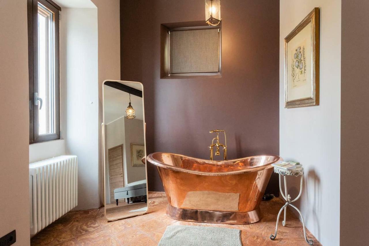Villa Castravalva By Rent All Como *