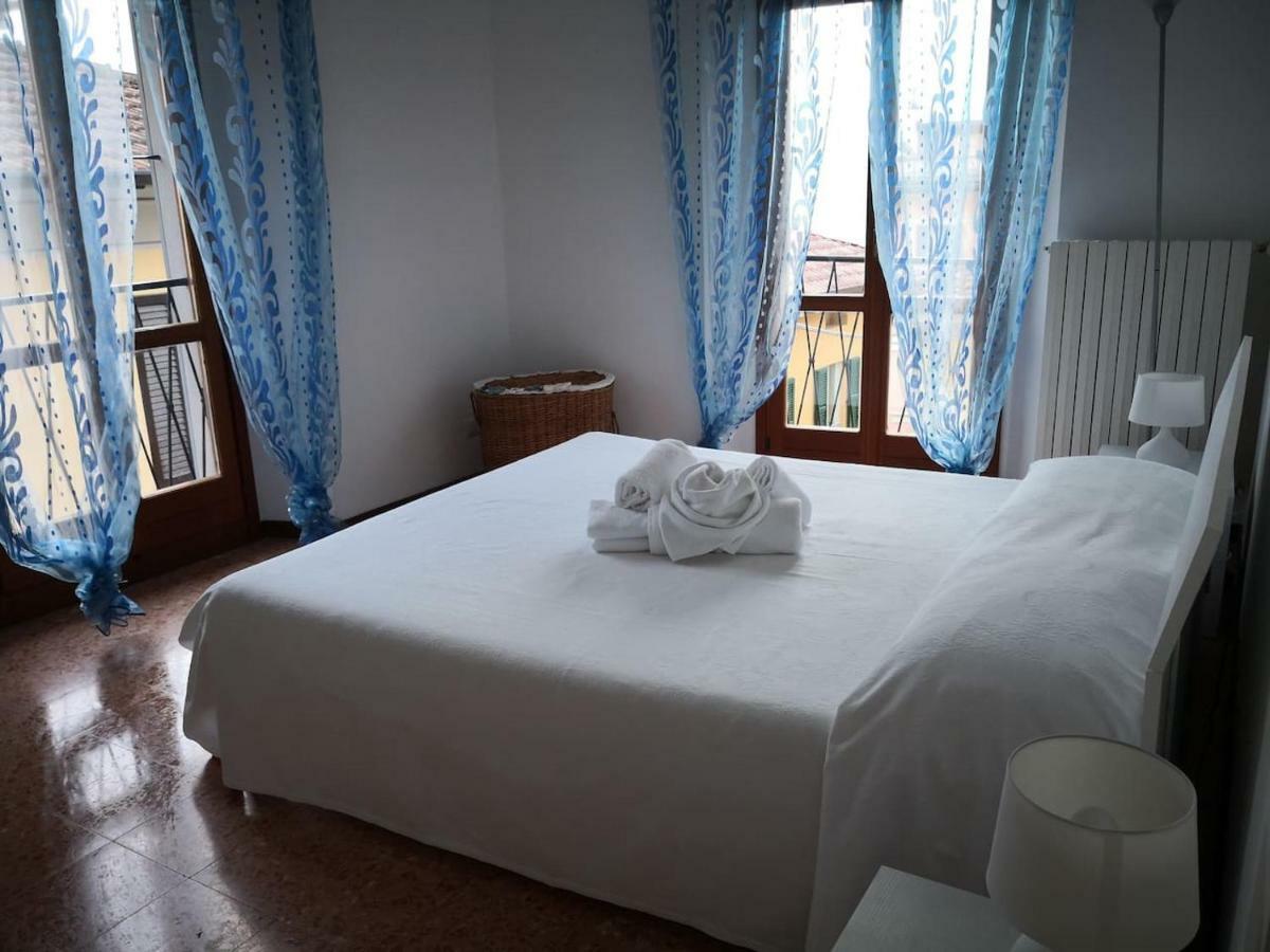 Holiday In Center Apartment