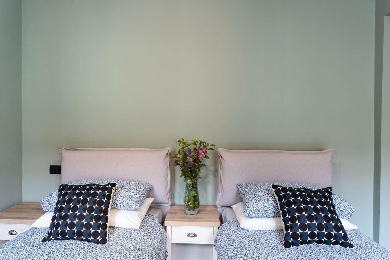 Villa Castravalva By Rent All Como *