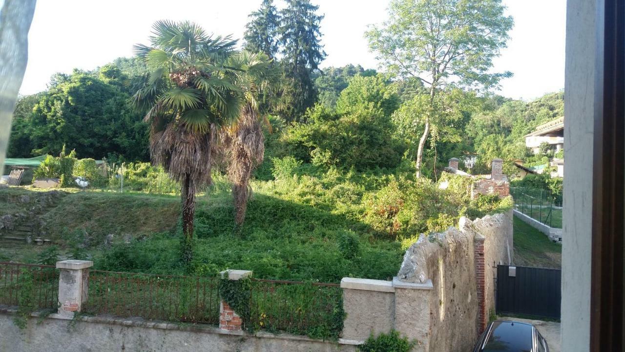 Apartment Vittoria Di *