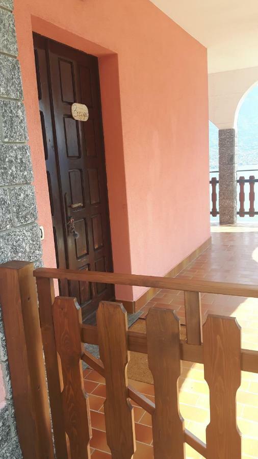Casa Rosa Gera Lario