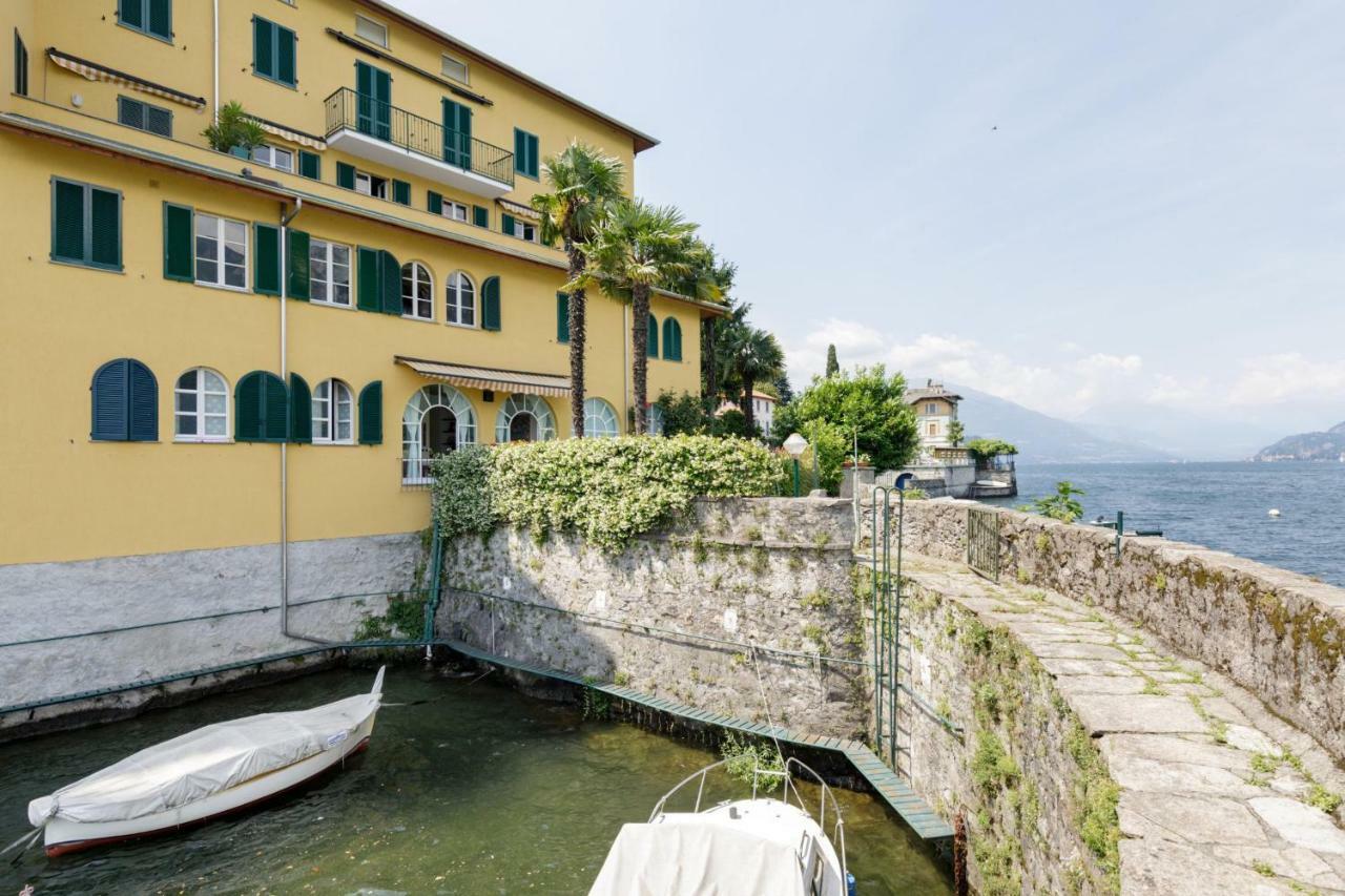 Terrace On The Lake *