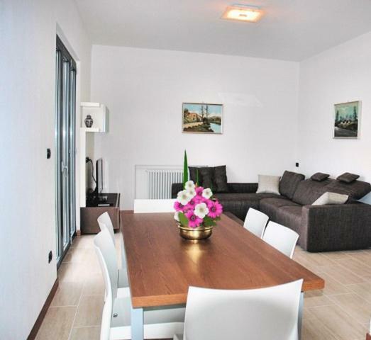Apartment Luxury Casa Margherita Pianello Del Lario