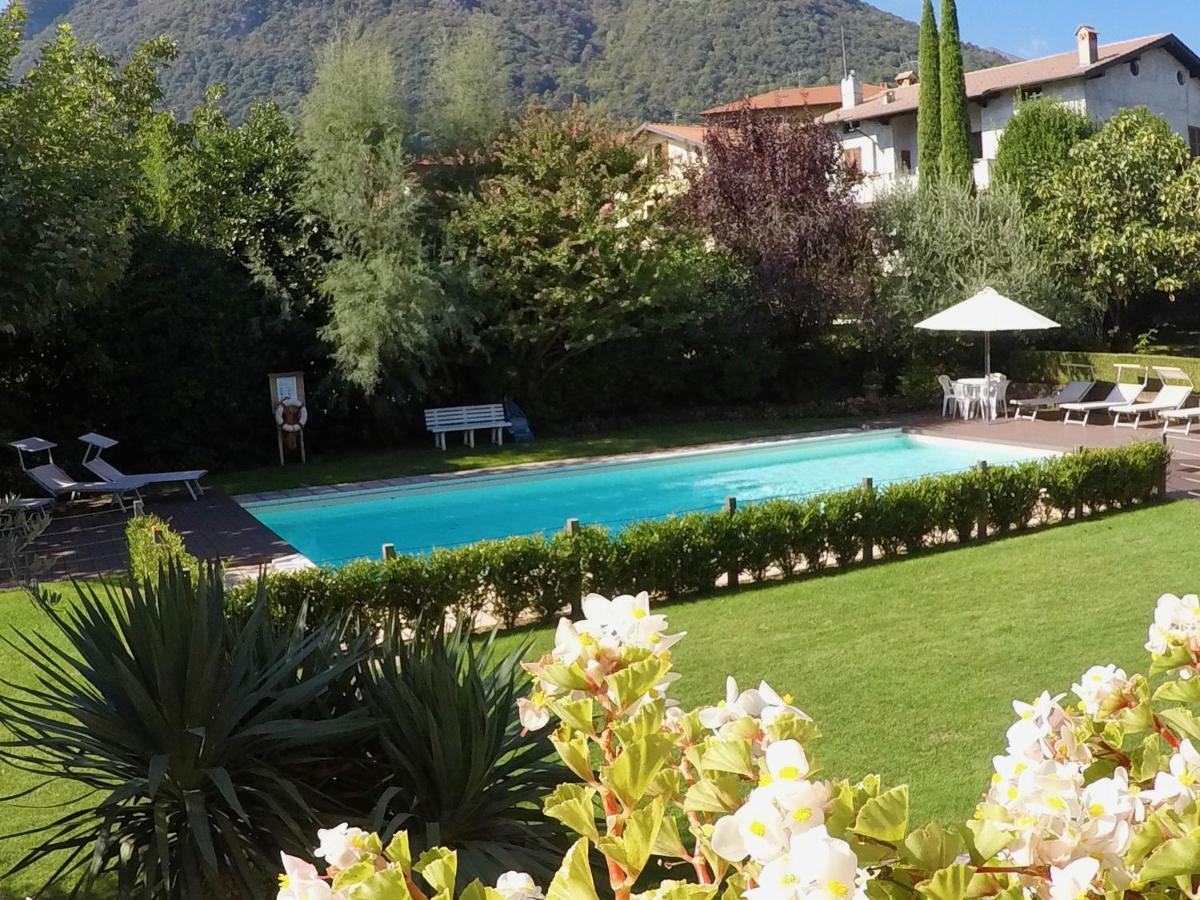 Apartment Vittoria Dongo