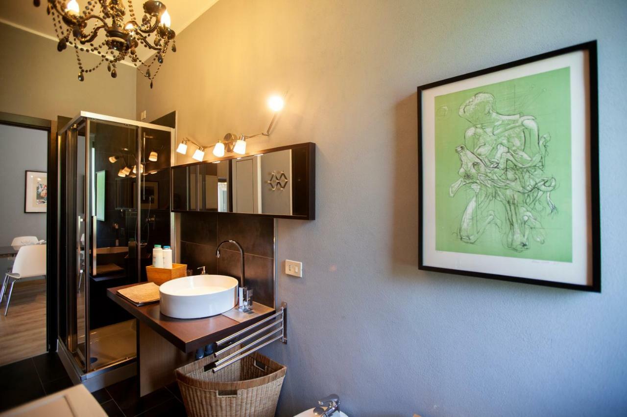 Chic And Freak Apartment Como