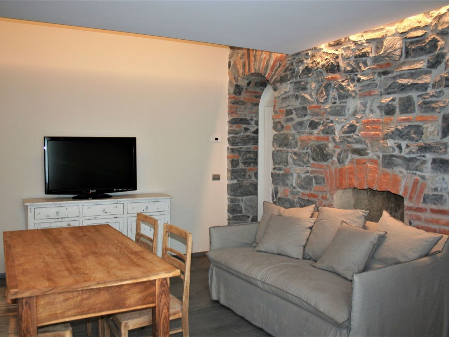 Joivy Elegant 1br Flat Near Centre Apartment *