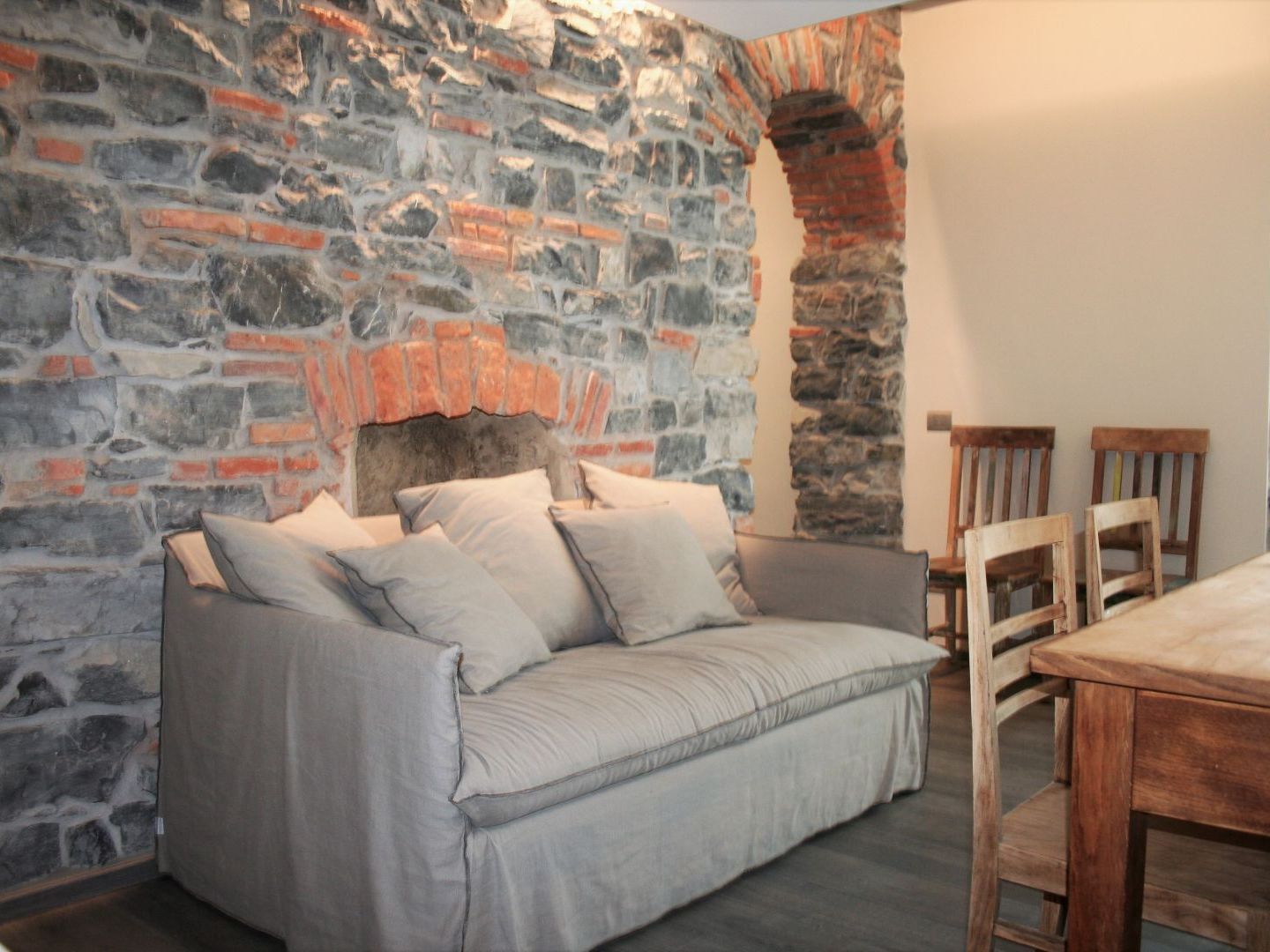 Joivy Elegant 1br Flat Near Centre Apartment