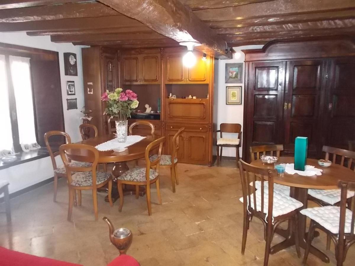 Zia Lina Bed & Breakfast Dongo