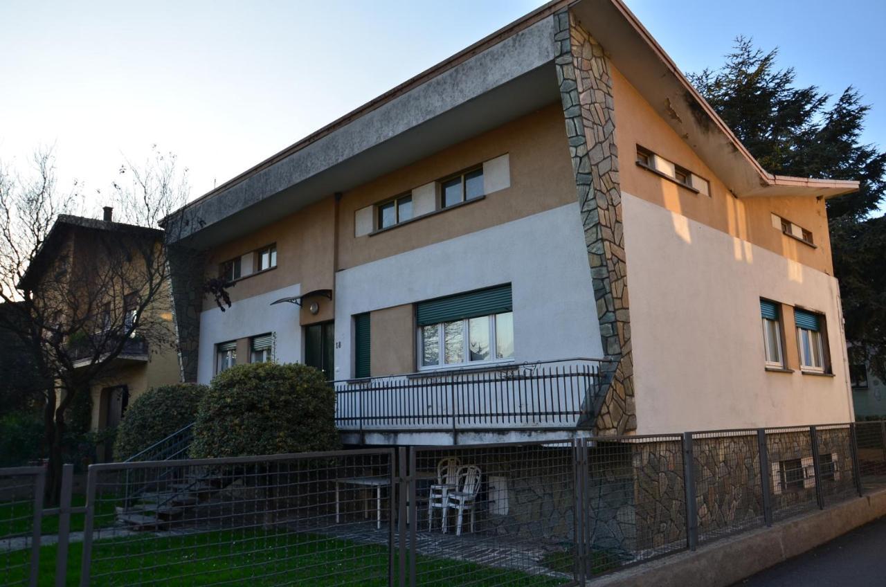 Casa Di Leo * Dervio
