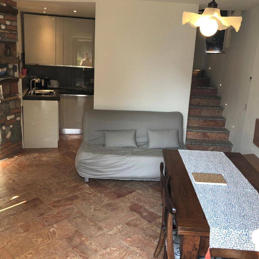 Lovely Stonehouse With Panorama Lake View * Nesso