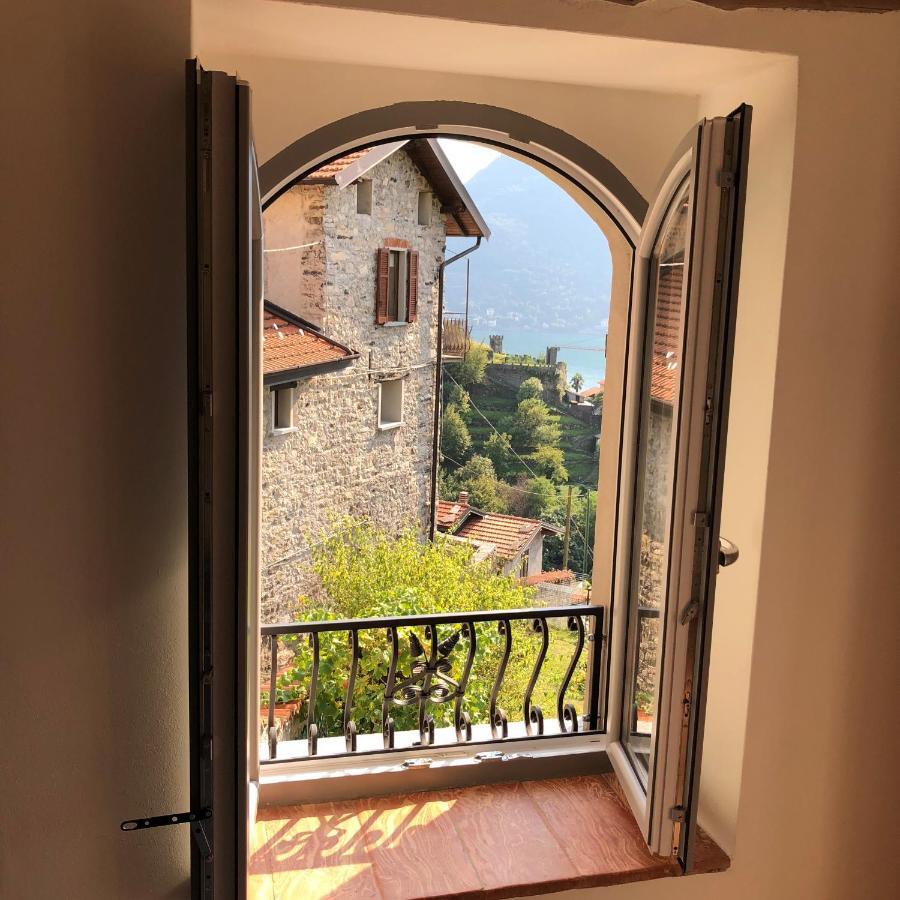 Lovely Stonehouse With Panorama Lake View