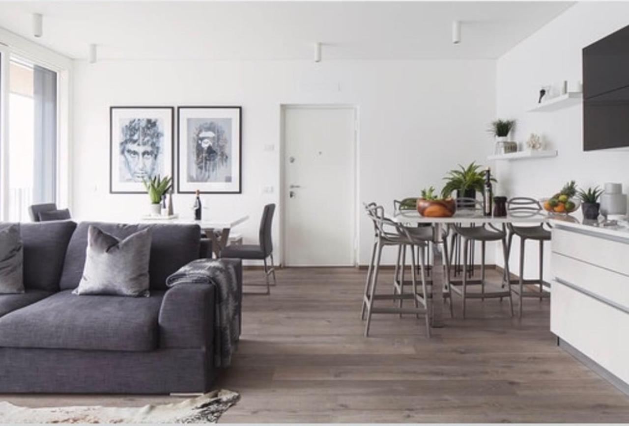 Ulivi Luxury Loft & Pool - The House Of Travelers Apartment