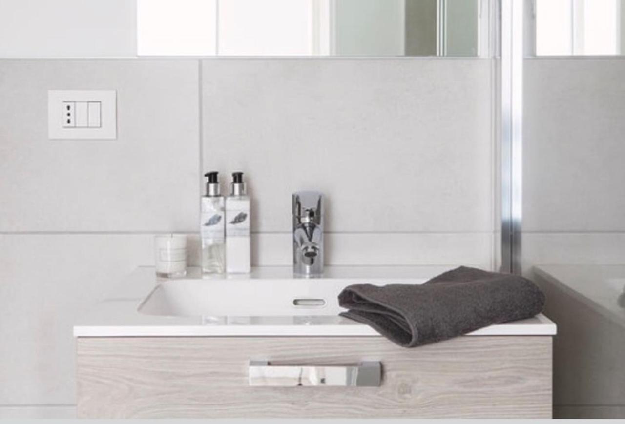 Ulivi Luxury Loft & Pool - The House Of Travelers * Carate Urio
