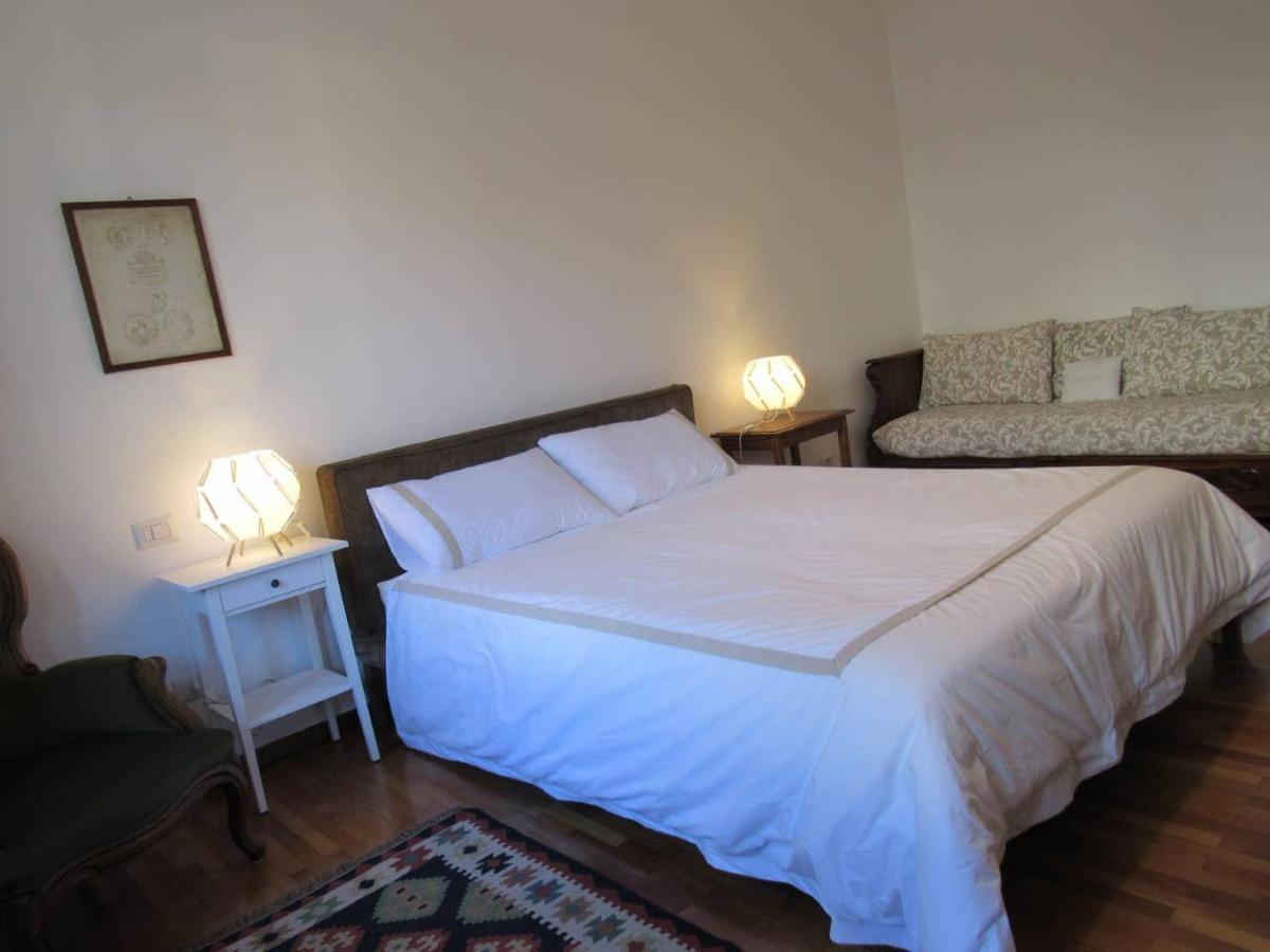 Duma Bed