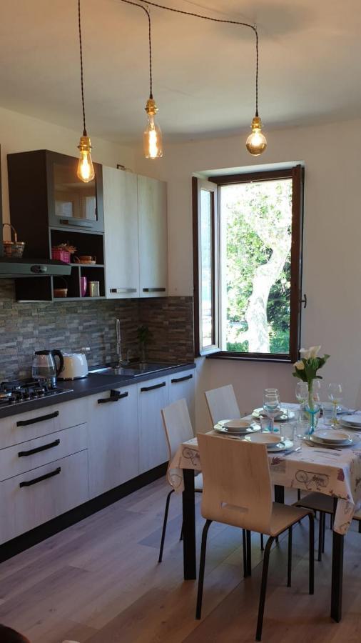 Casa vacanze Foreground - Pet Friendly Stay- Garden-parking-lake View- Bike Friendly House Colico