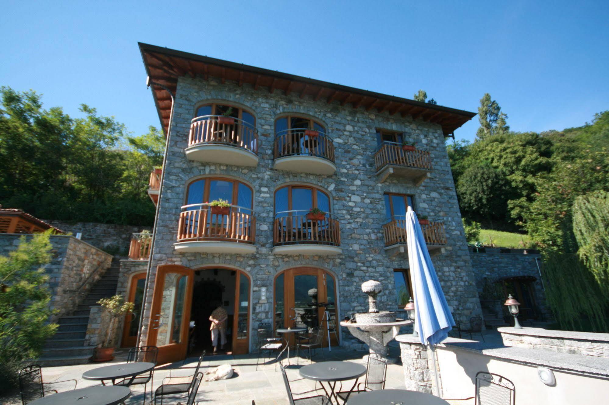 Hotel Tres Jolie 3*