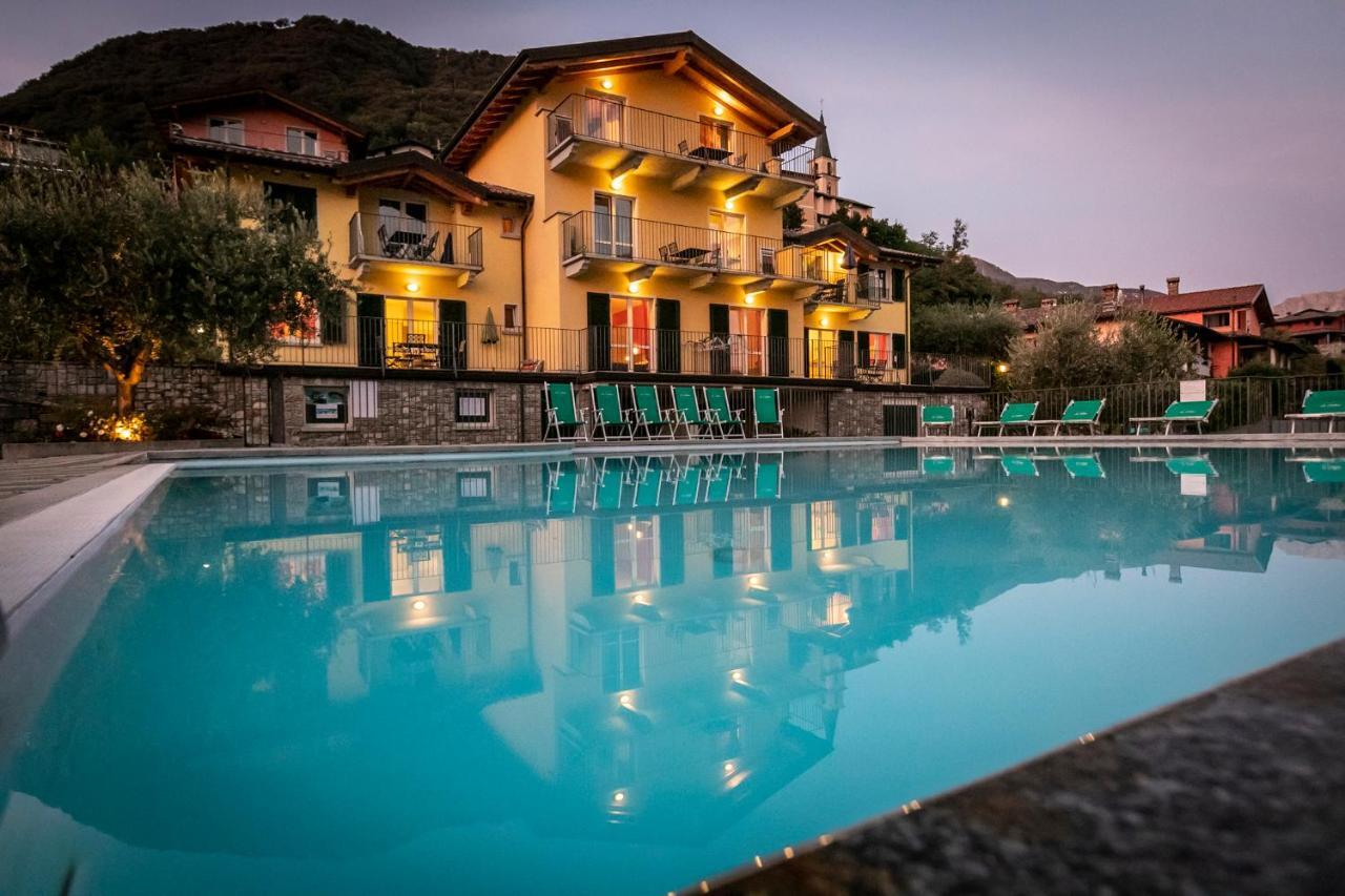 La Collina Aparthotel 3*