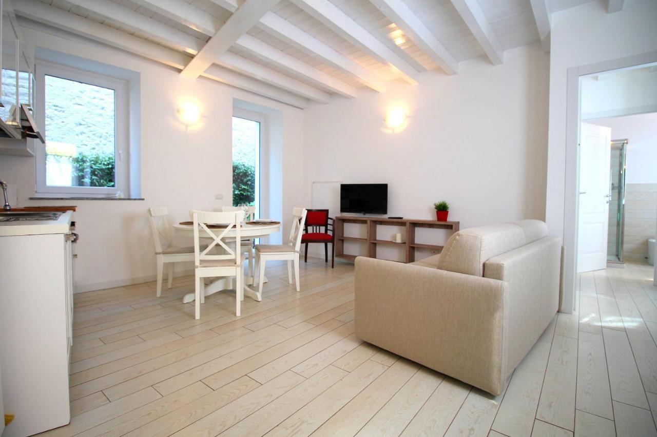 Apartment Lakefront Cadorna - Affitti Brevi Italia Lecco