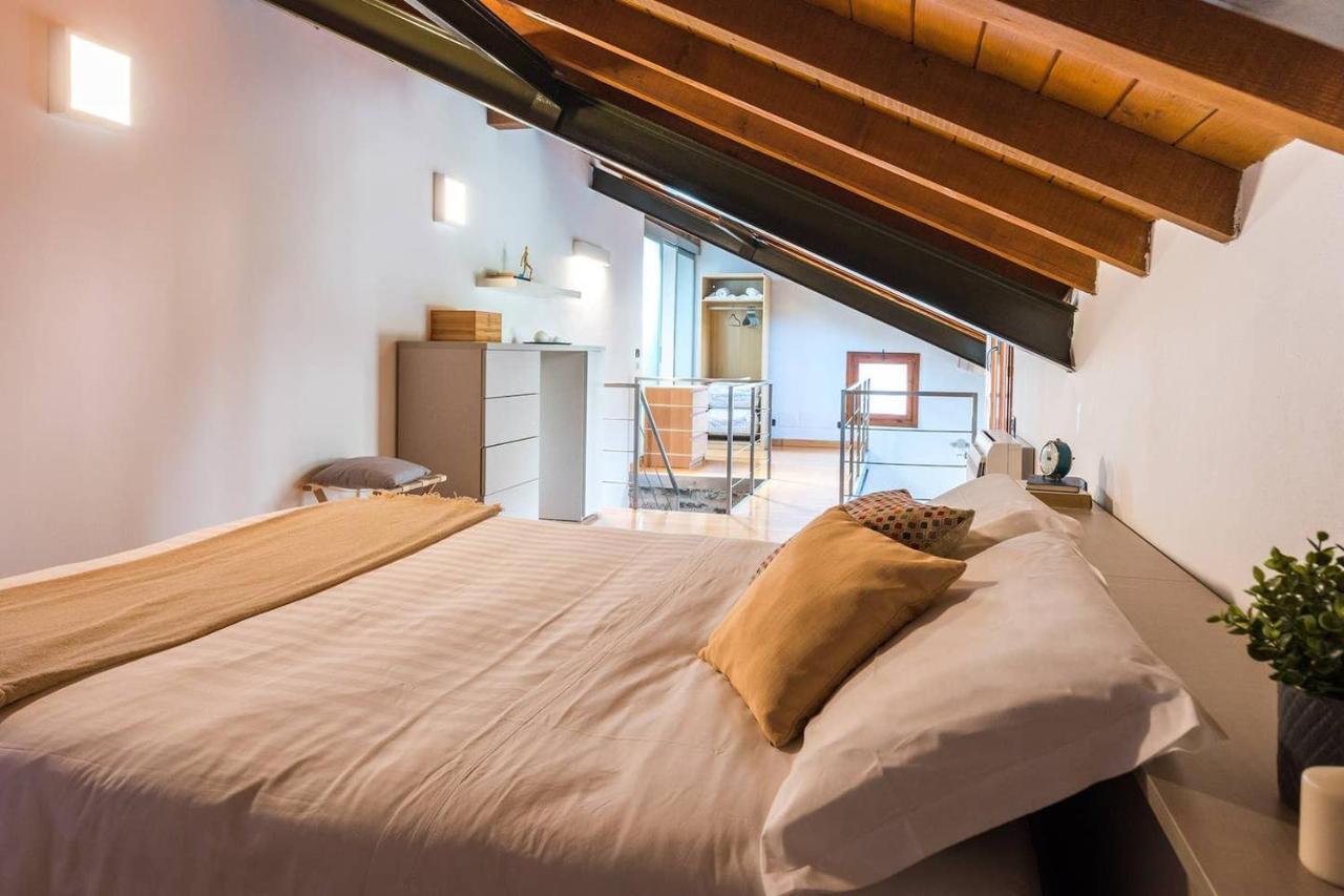 Joivy Scenic 2br With Balcony & Parking * Cernobbio
