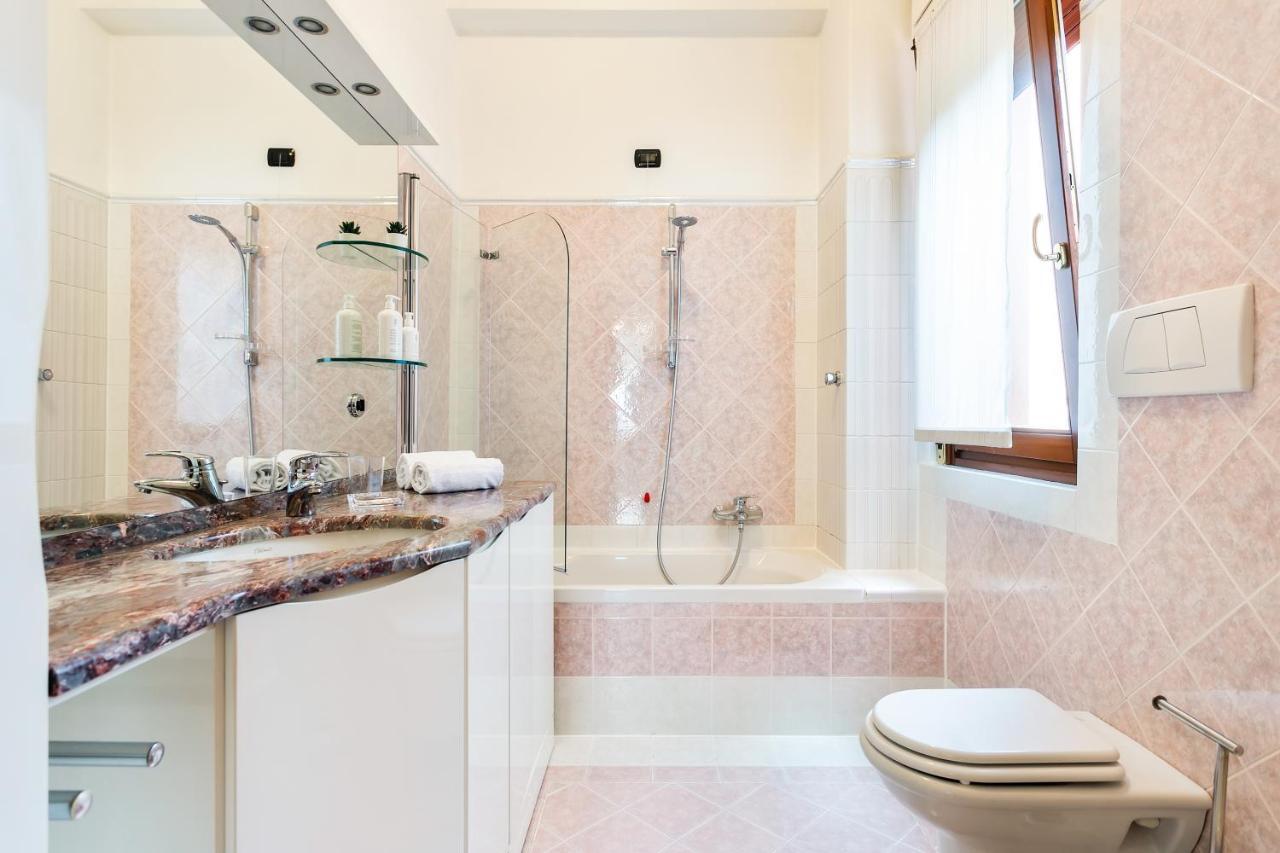 Santa Chiara By Myhomeincomo Apartment