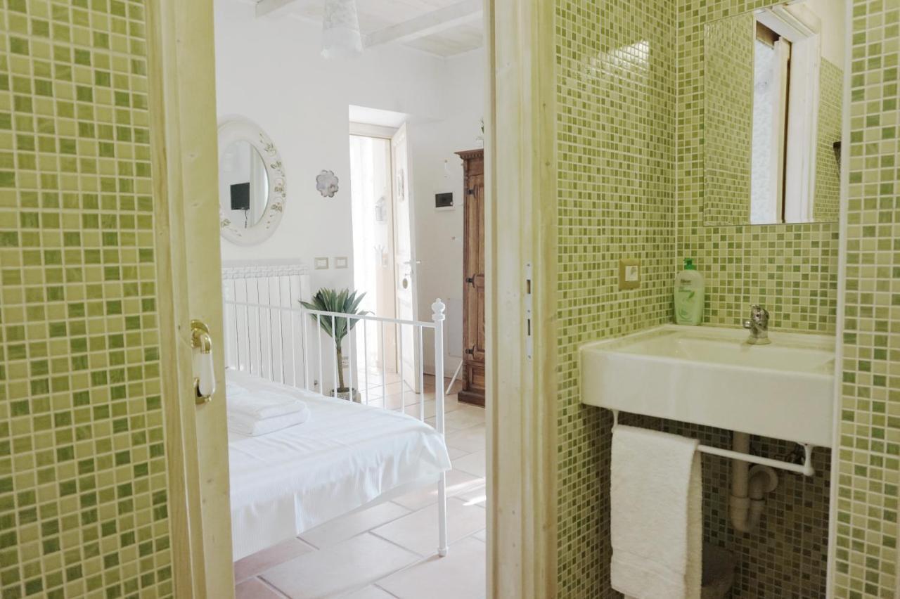 Rocca Dell'innominato Bed & Breakfast