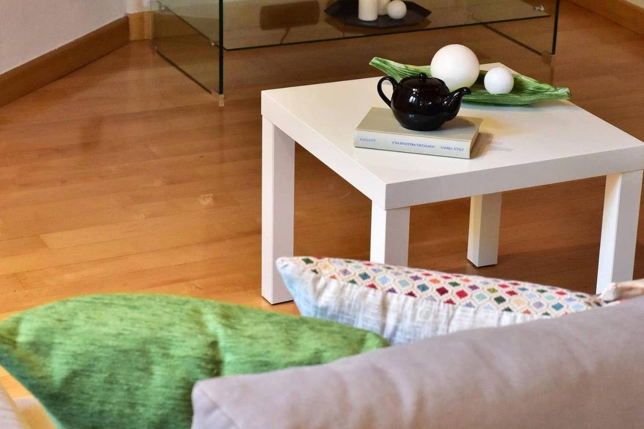 Joivy Scenic 2br With Balcony & Parking Holiday home