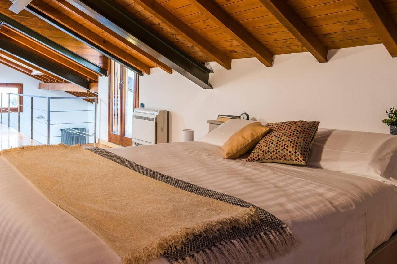 Joivy Scenic 2br With Balcony & Parking Holiday home