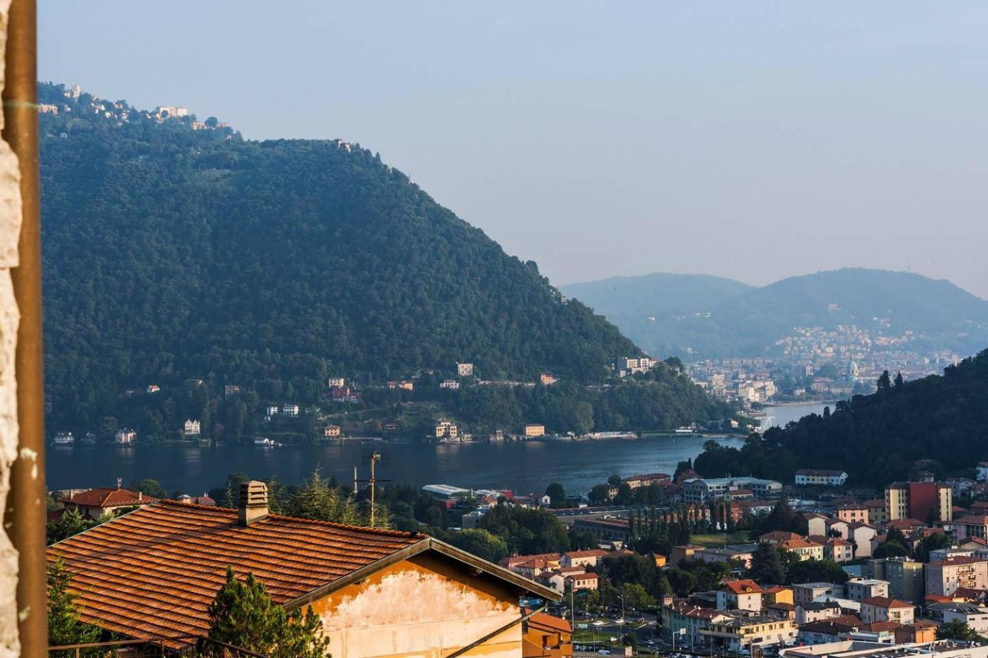 Joivy Scenic 2br With Balcony & Parking Holiday home